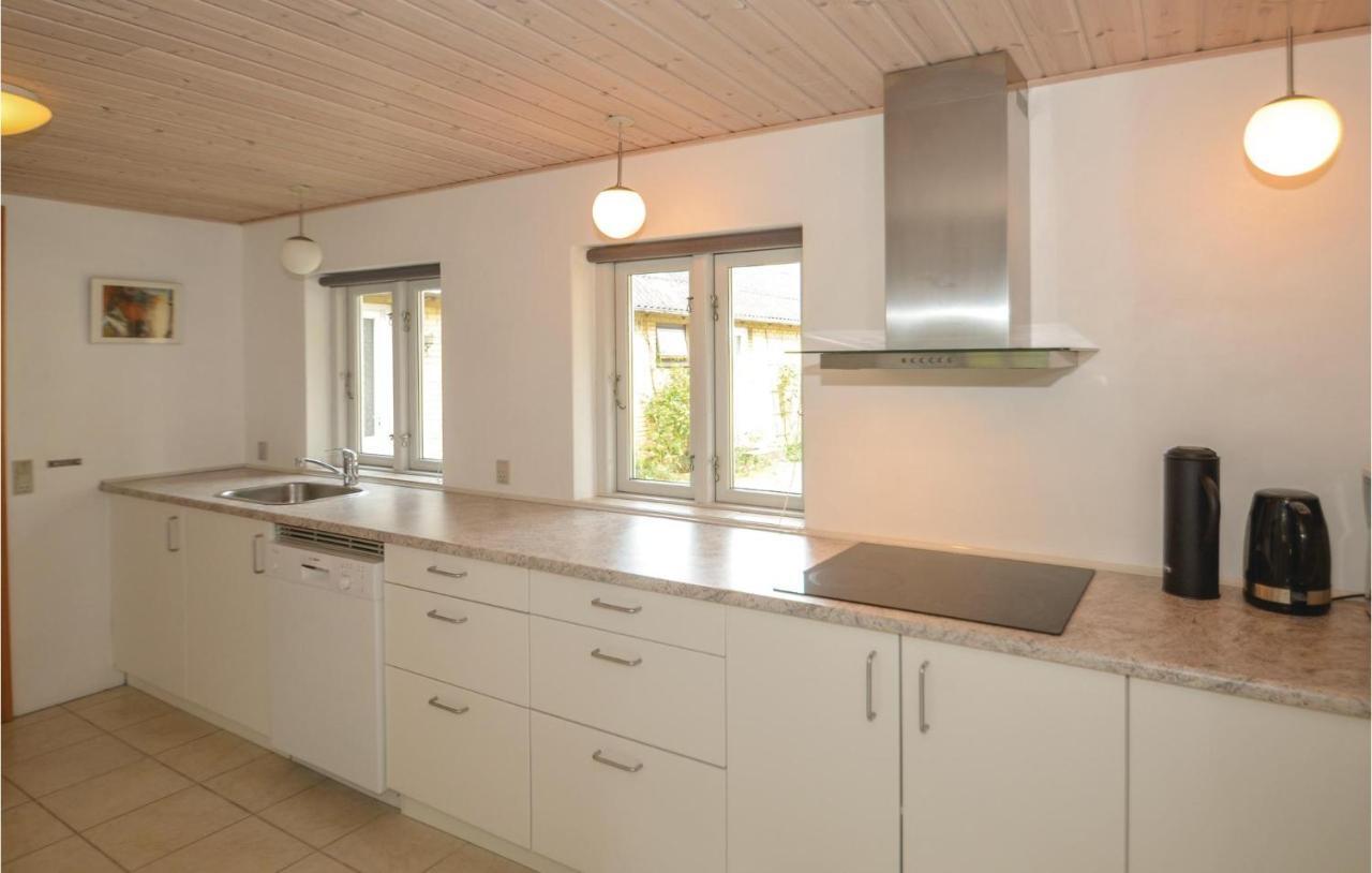 2 Bedroom Nice Home In Stege Esterno foto